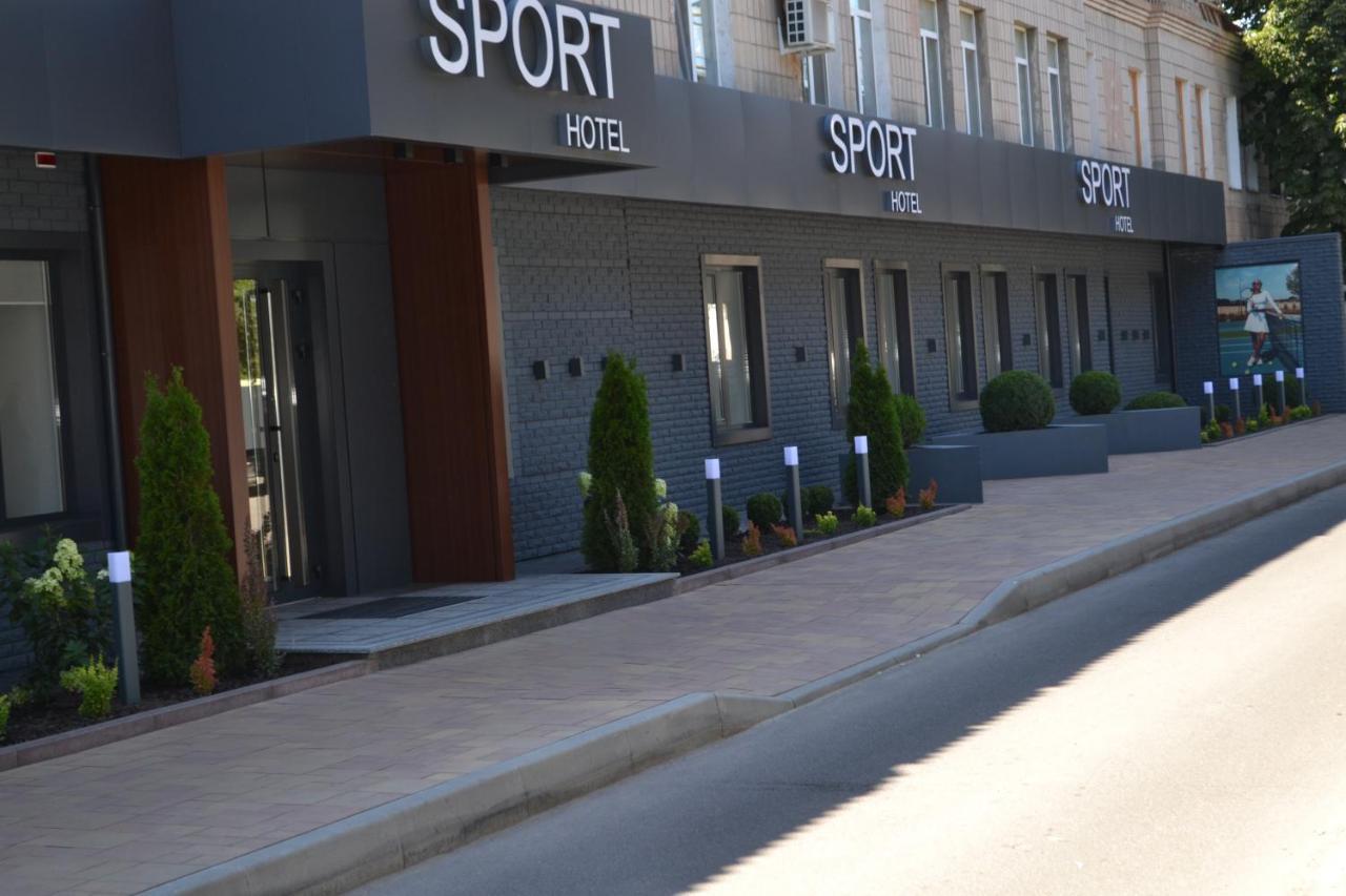 Sport Hotel 1 Tsjerkasij Eksteriør bilde