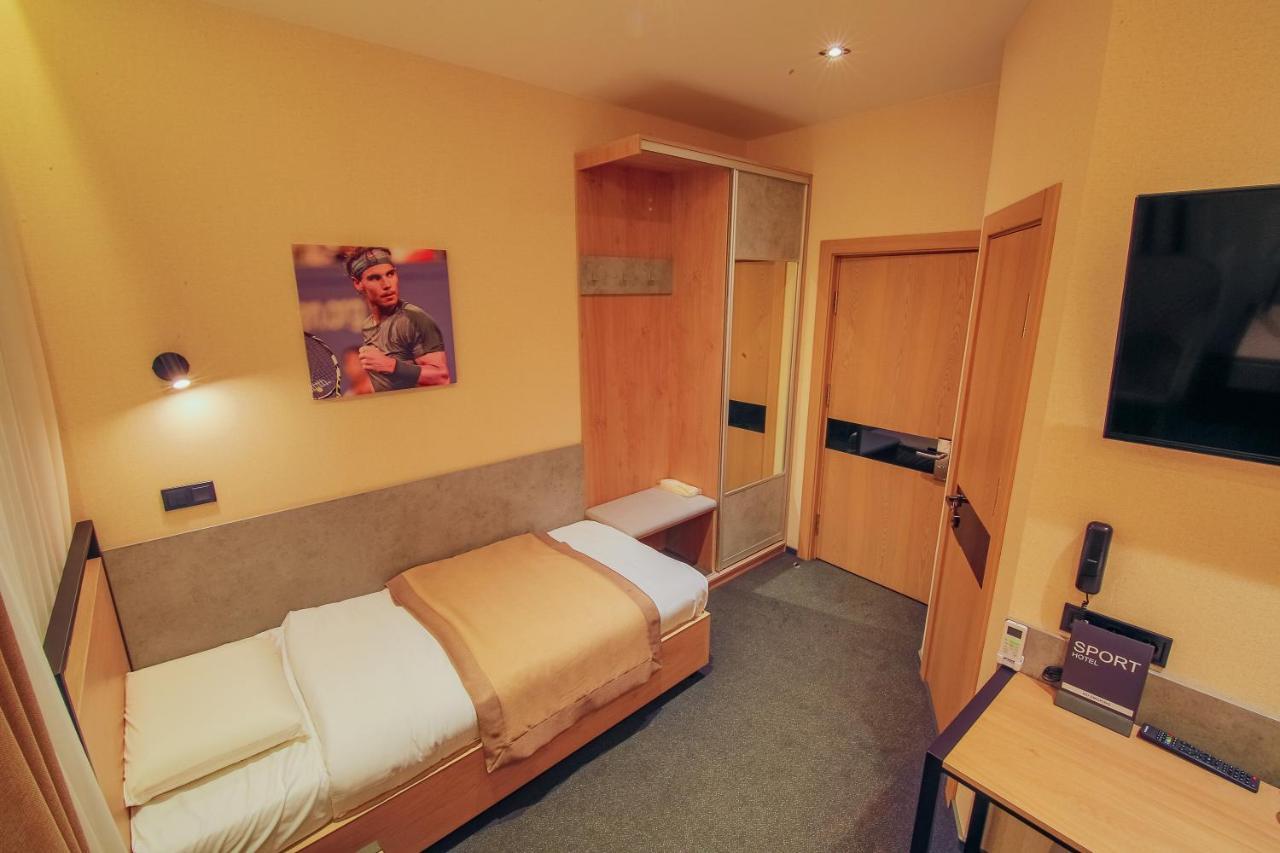Sport Hotel 1 Tsjerkasij Eksteriør bilde