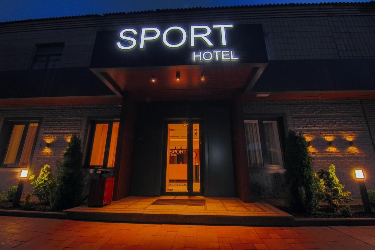 Sport Hotel 1 Tsjerkasij Eksteriør bilde